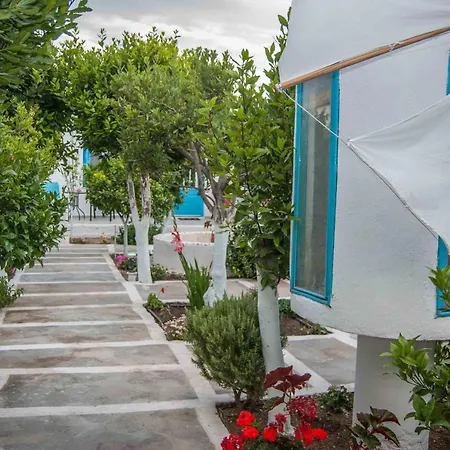 Perivoli 2-chora 別荘